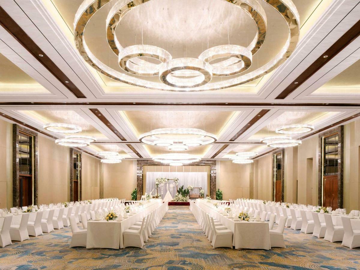 Pullman Zhoushan Seaview Exterior photo