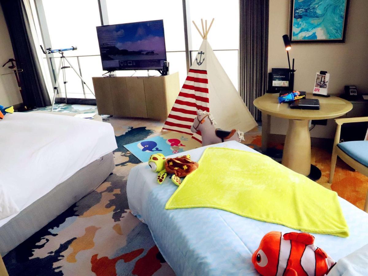 Pullman Zhoushan Seaview Exterior photo